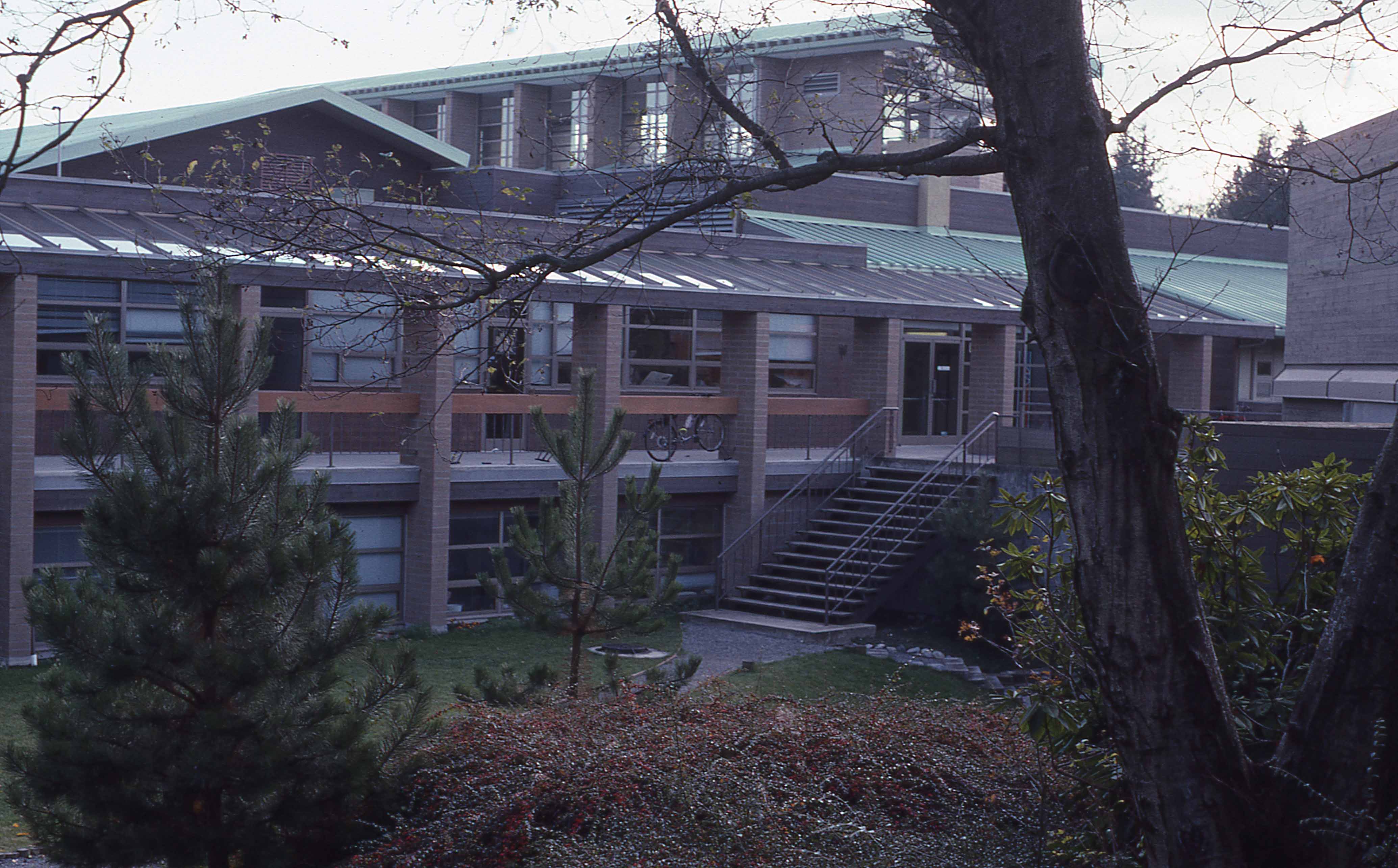 Senior School building in 1980