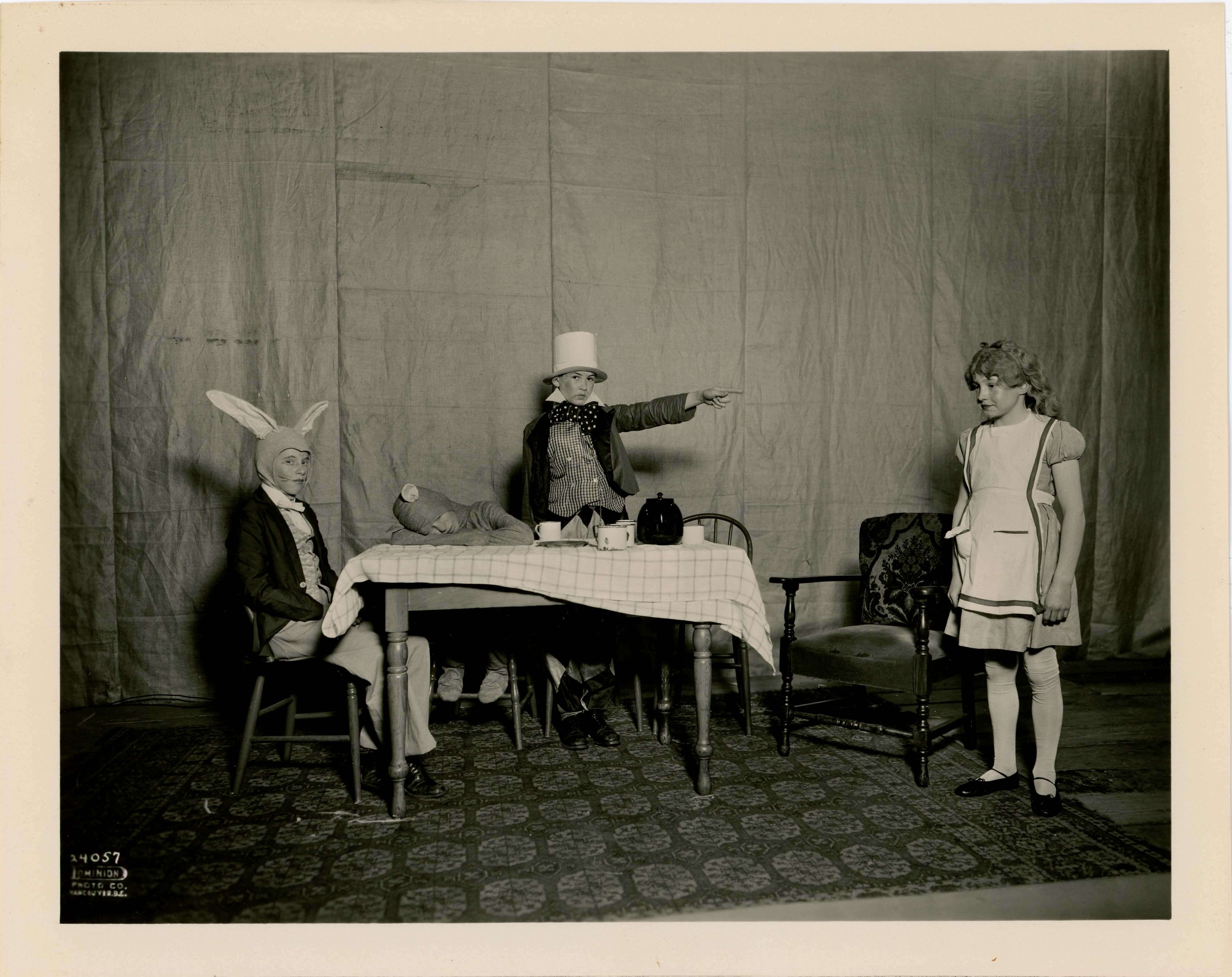 The Junior School_s 1939 production of Alice in Wonderland